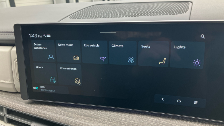 Hyundai SANTA FE 1.6 TGDi Plug-in Hybrid Ultimate 5dr 4WD Auto Estate